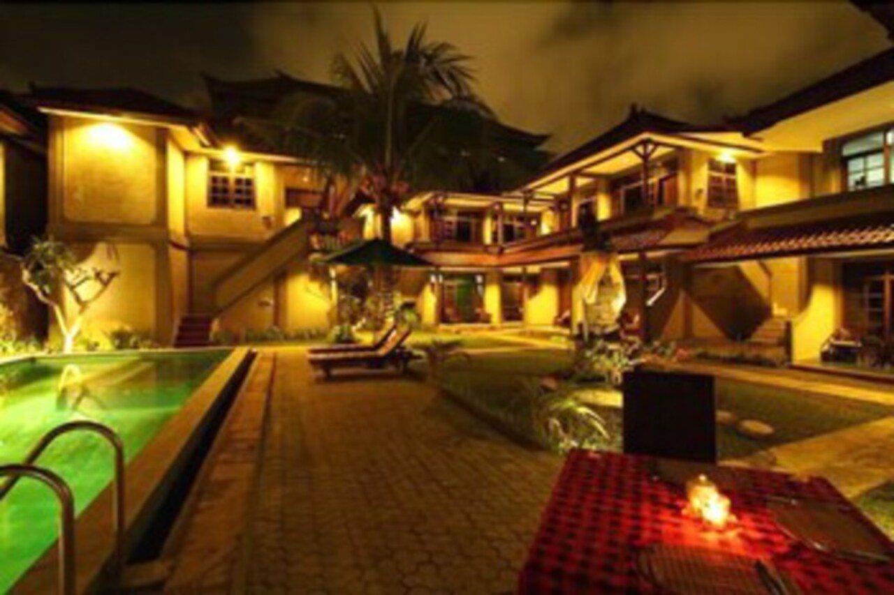 Amazing Kuta Hotel Exteriör bild